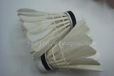 江山燕【2140 紙筒3只裝】羽毛球評測 穩定耐用的入門佳選